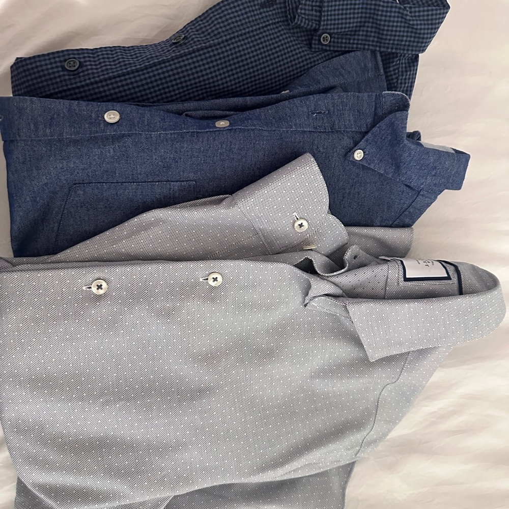 Charles Tyrwhitt Dress shirt lot size M